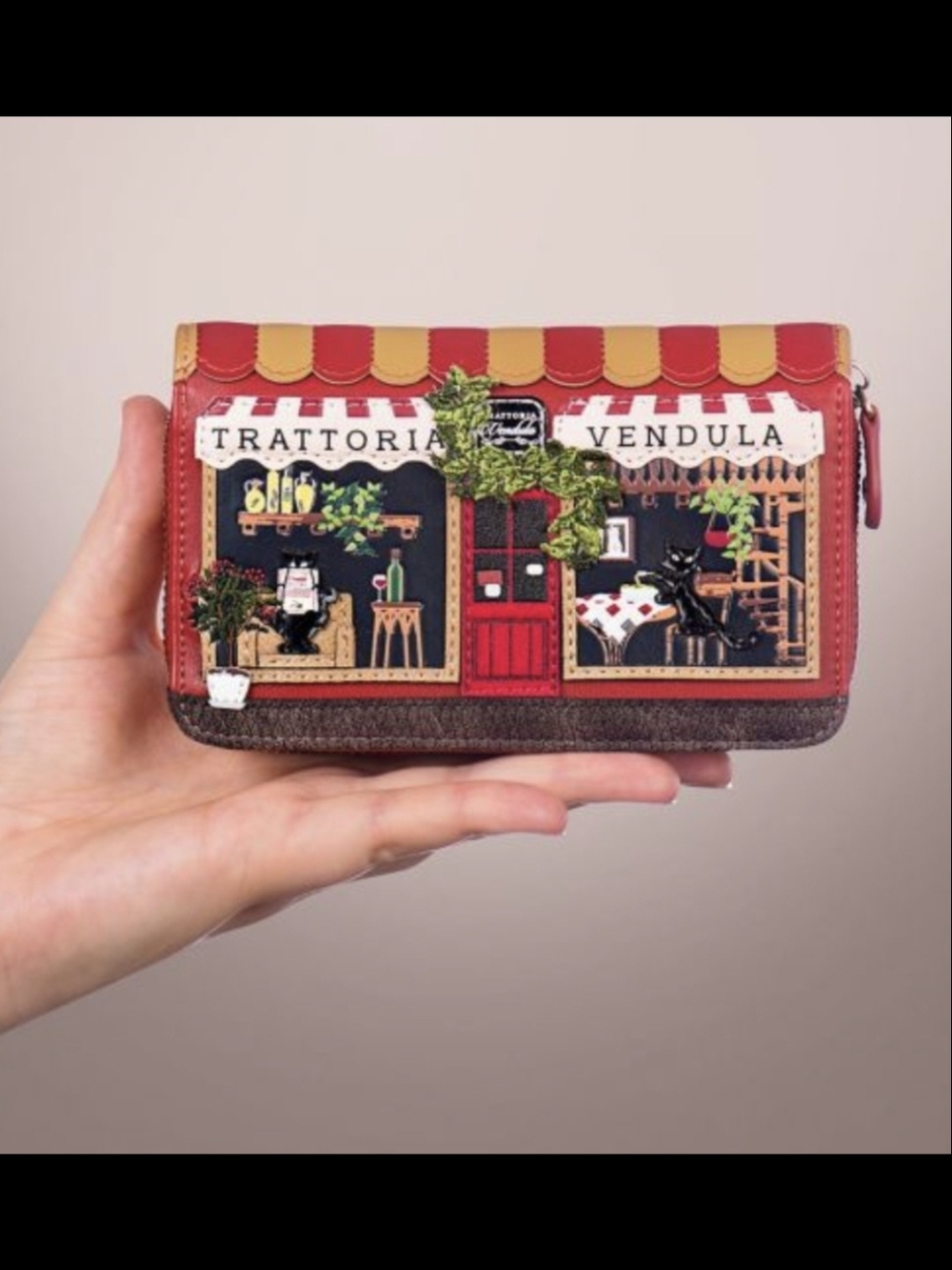 Vendula Trattoria Medium Ziparound Wallet